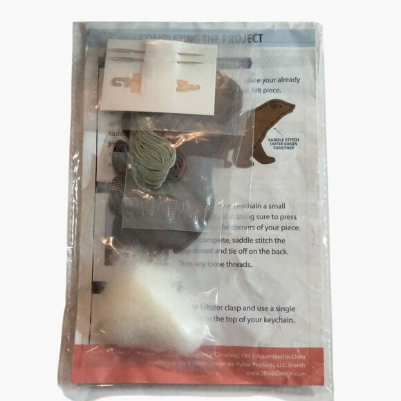 Creativity At Sea Bear Felt Keychain Craft Kit - Picture 3 of 3